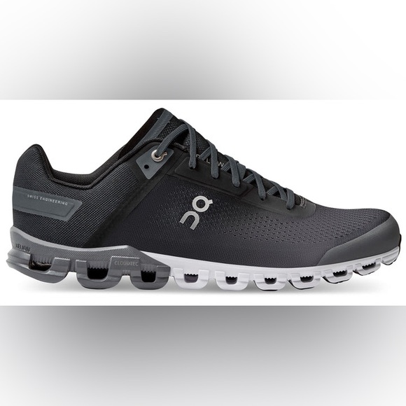 On Running Cloudflow Running Lace Up Sneakers in Black/Asphalt - Picture 2 of 15